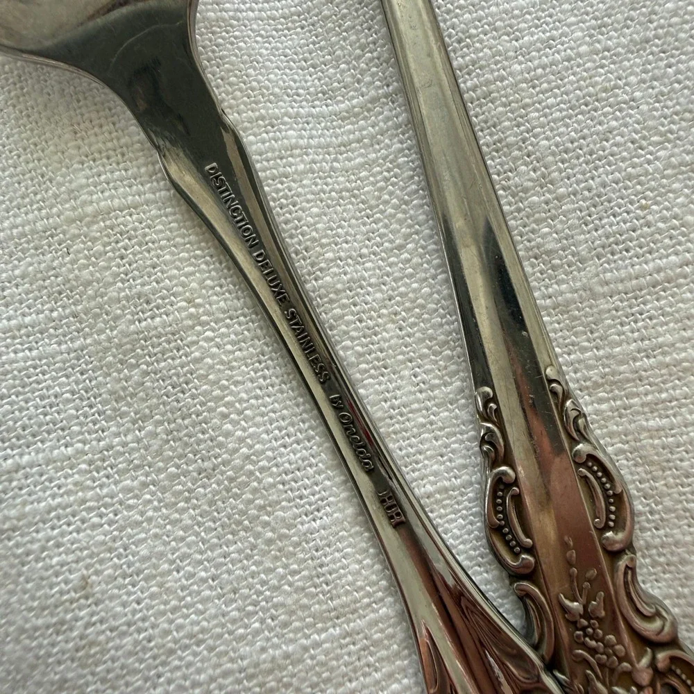 Oneida Distinction Deluxe Stainless Michelangelo Flatware Set 60+ Pieces Ornate